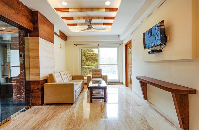 FabHotel Shakthi Suites