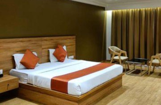 Fabhotel Shivam I