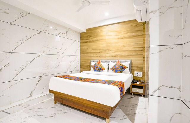 FabHotel Shubham Inn