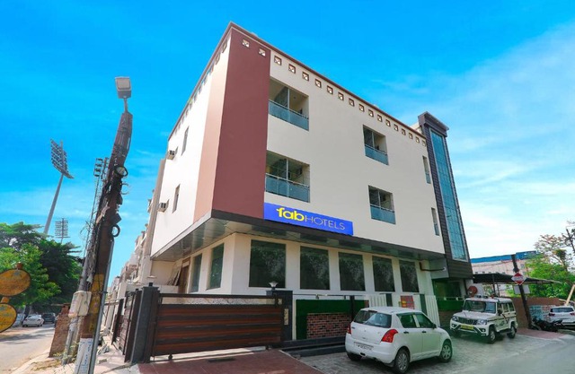 FabHotel Sitara's