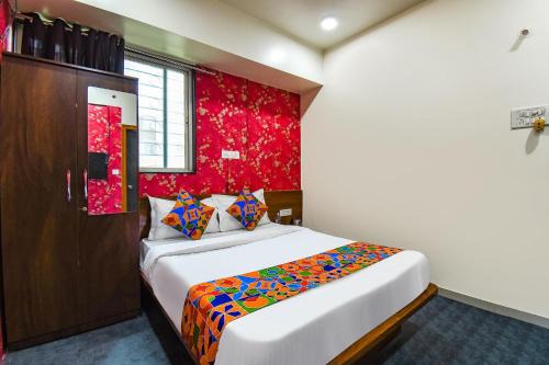 FabHotel Skylight Studio Rooms - Nr MCF CAMP