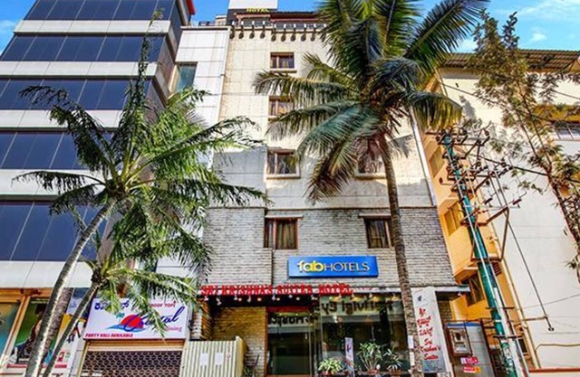 Fabhotel Sri Krishna Suites