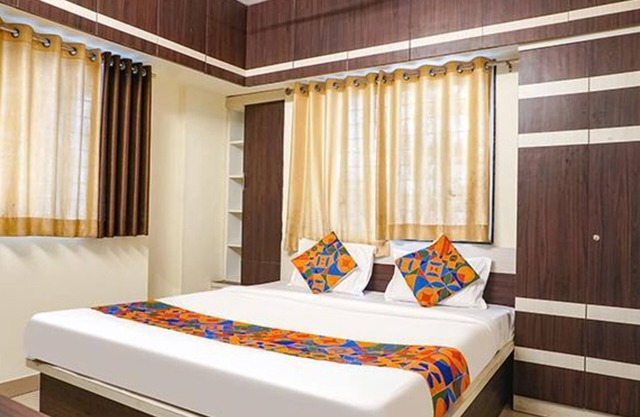 Fabhotel The Guest House