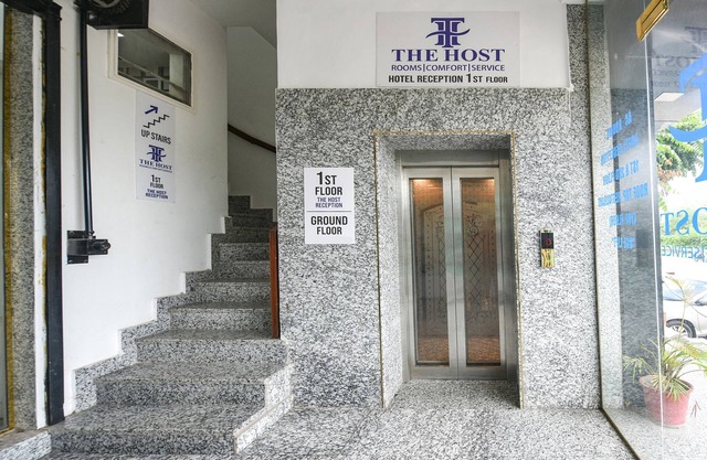 Fabhotel The Host