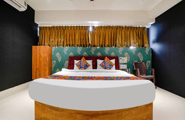 Fabhotel The Life
