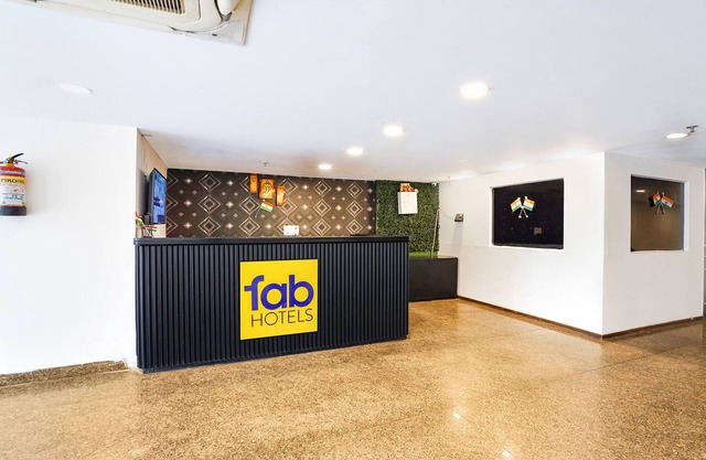 Fabhotel The Luxe Inn