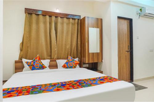 Fabhotel The Mantra inn - Nr world trade center