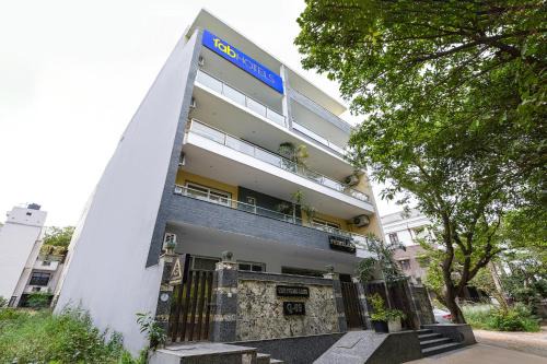 FabHotel The Prime Land - Huda City Centre Metro