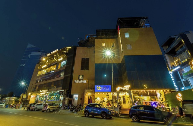 Fabhotel The Rajmani