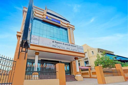 FabHotel The Royal Plaza - Koyambedu