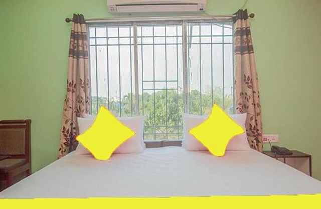 FabHotel Utsho