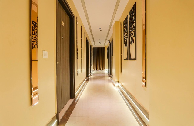 Fabhotel Vishesh Villas