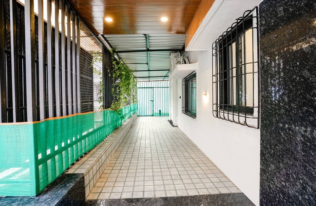 Fabhotel Viva House