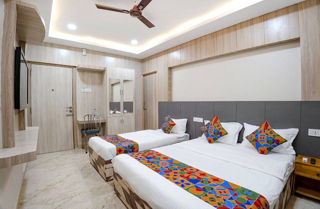 Fabhotel Wooden Park