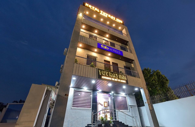 Fabhotel Yuvraj Inn
