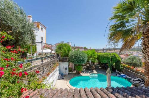 Fabulous country house with pool