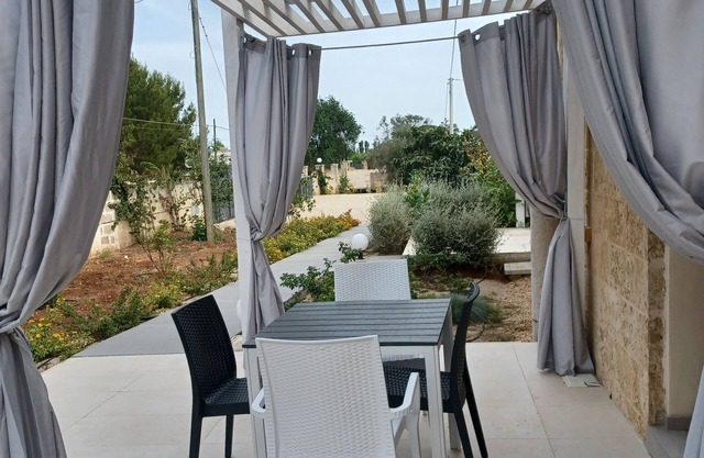 FABULOUS house among the olive trees of Salento and beaches Porto Cesareo and Torre Lapillo