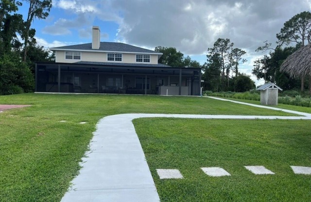 Fabulous Lakefront Property in South Florida