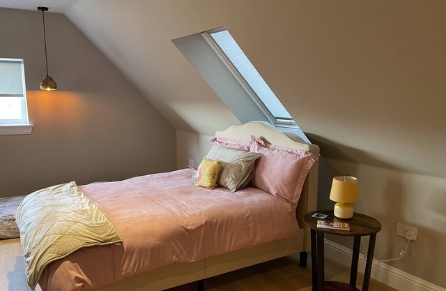 Remarkable 1-Bed Apartment in Cowdenbeath, UK