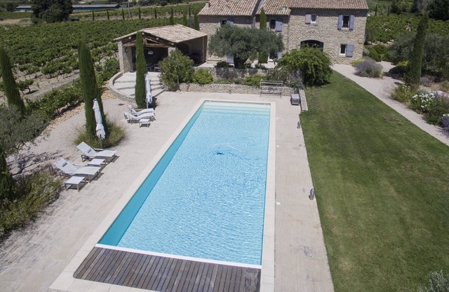 Fabulosa Mas provenzal en Cairanne con gran piscina