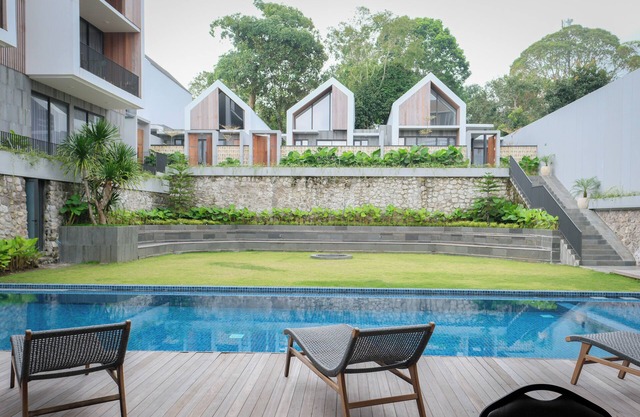 Facade Hotel by Azana