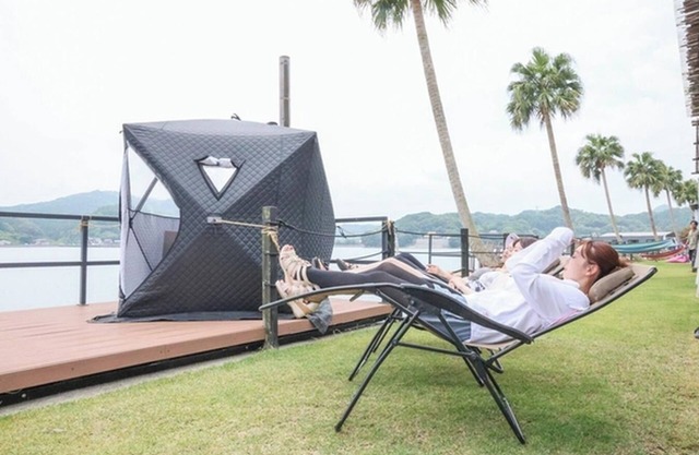 Facing cabin for 4 people Panoramic sauna pre / Matsuura City Nagasaki