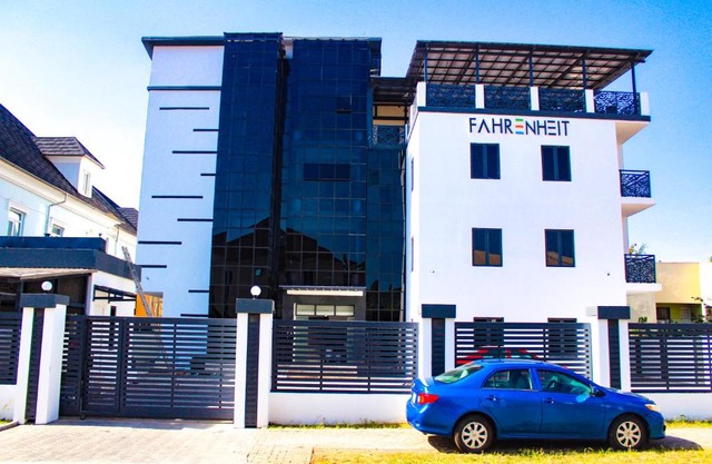 Fahrenheit Apartments