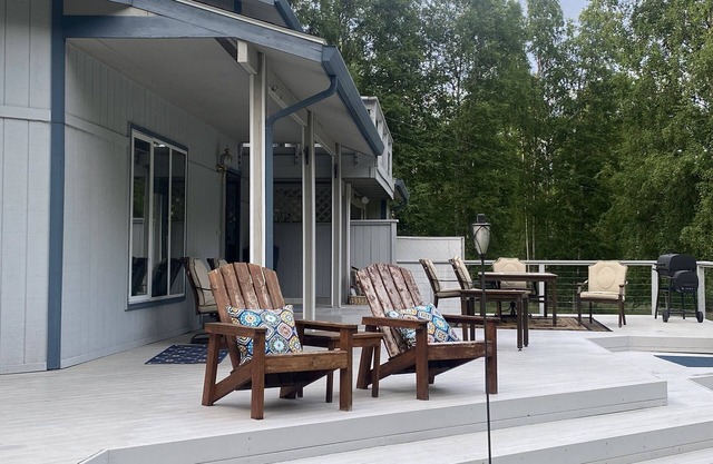 ★Fairbanks Auroora Escape - Sleeps 20★