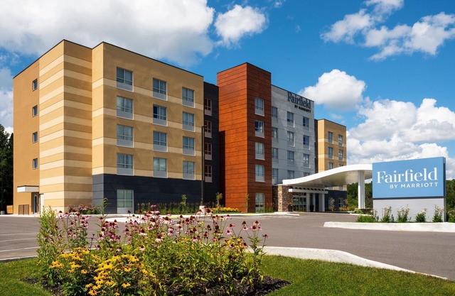 Fairfield Inn & Suites by Marriott North Bay