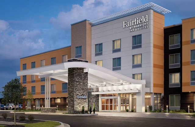 Fairfield Inn & Suites by Marriott Shawnee
