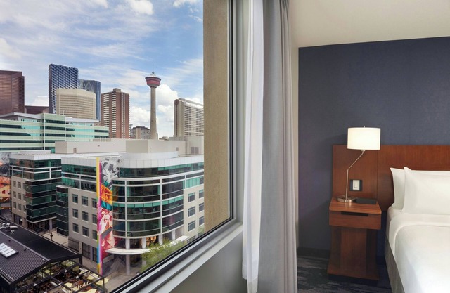 Fairfield Inn & Suites by Marriott Calgary Downtown