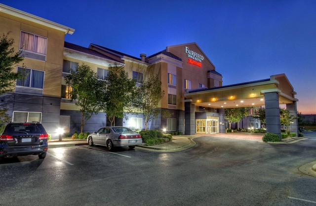 Fairfield Inn & Suites by Marriott Edmond