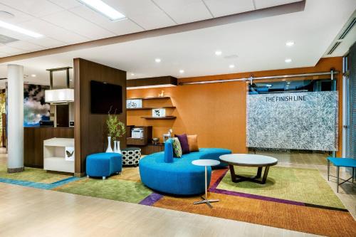 Fairfield Inn & Suites Van Canton Area