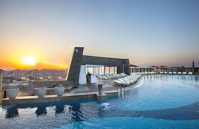 Fairmont Baku - Flame Towers