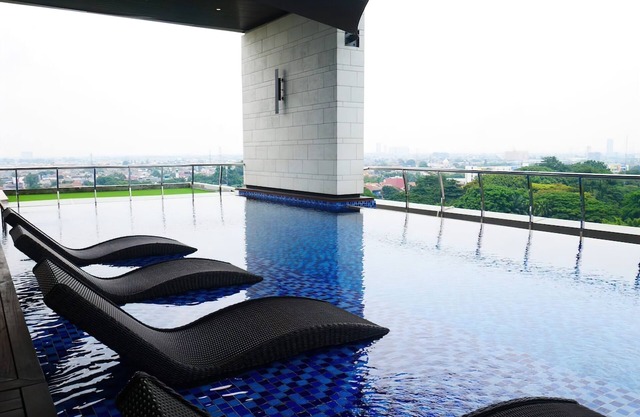 Fairview House - Luxstay near Airport