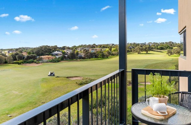 Fairway Views – Moonah Apartment 23 & 24