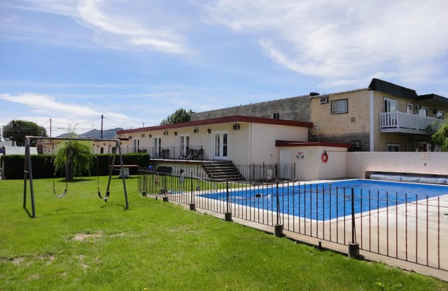 Falcon Resort