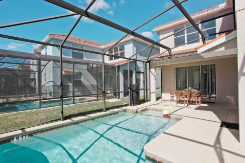 Fall Escape 5BR w/Spa Near Disney