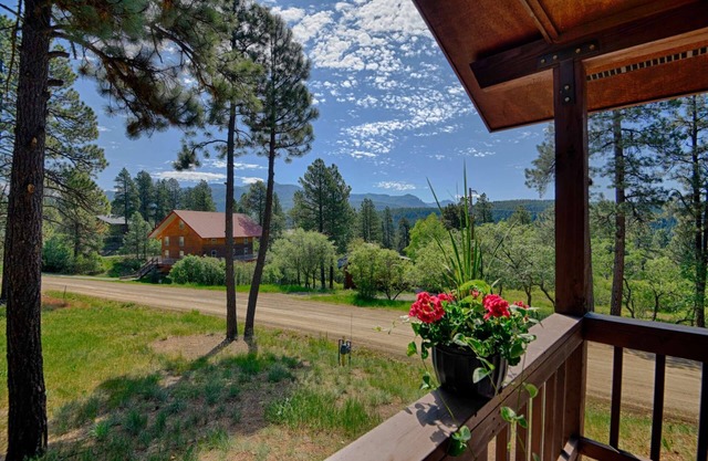 Last-Minute Summer Escape! 10% Discounts for August Only!