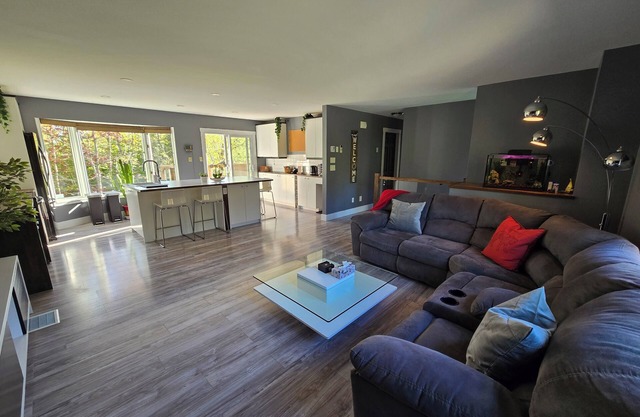Fall River Haven Entire floor just for you, full kitchen and bathroom.