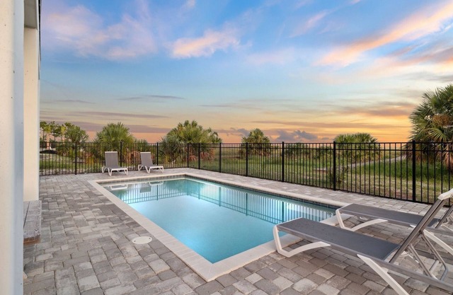 Fall Stays Available! Beach Front and Gulf Views! Private Pool! Dog-Friendly!