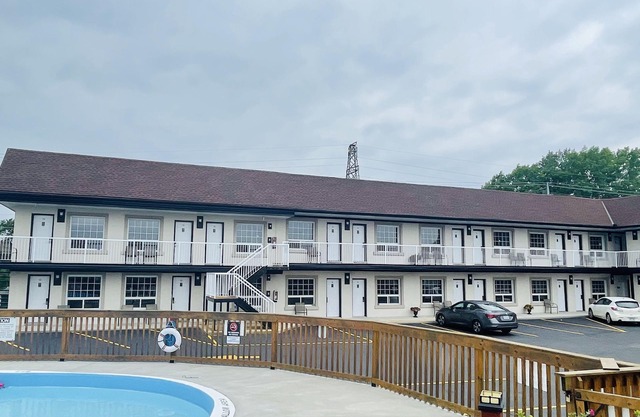 Falls Lodge by the Falls