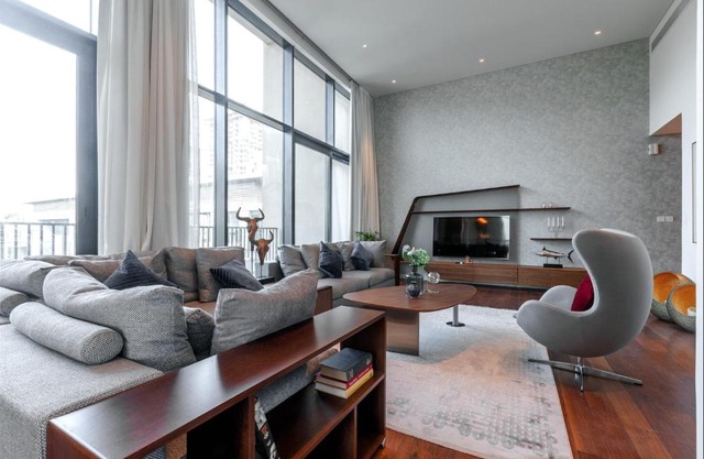 FAM Living Penthouse - City Walk Mall