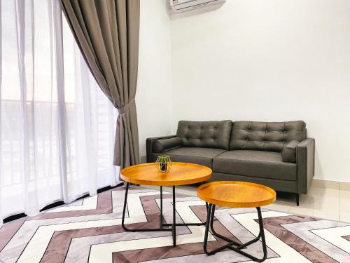 Family 2 Rooms w/t Internet Nilai Youth City A07