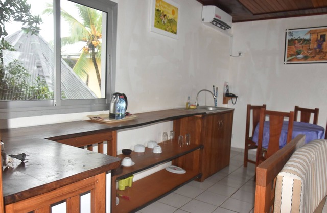 Apartamento-Familiar-Baño en la habitacion-Vista al Jardín
