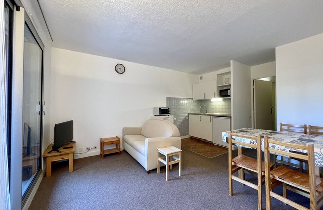 Family apartment a stone's throw from the slopes