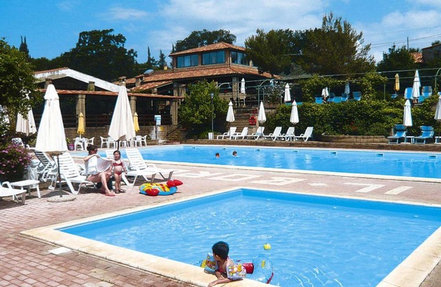 Family Apartment in Guardistallo with Pool