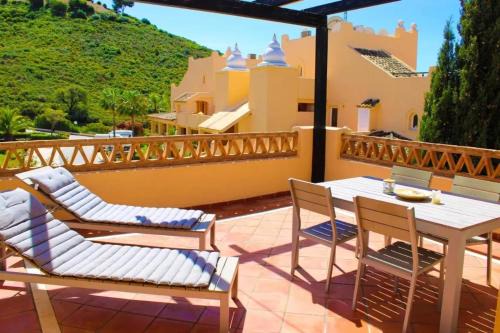 Family Apartment in Marbella with Pool
