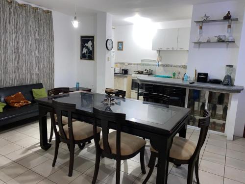 Family apartment near Malecon and Murcielago beach