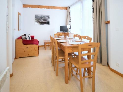 Family apartment with balcony